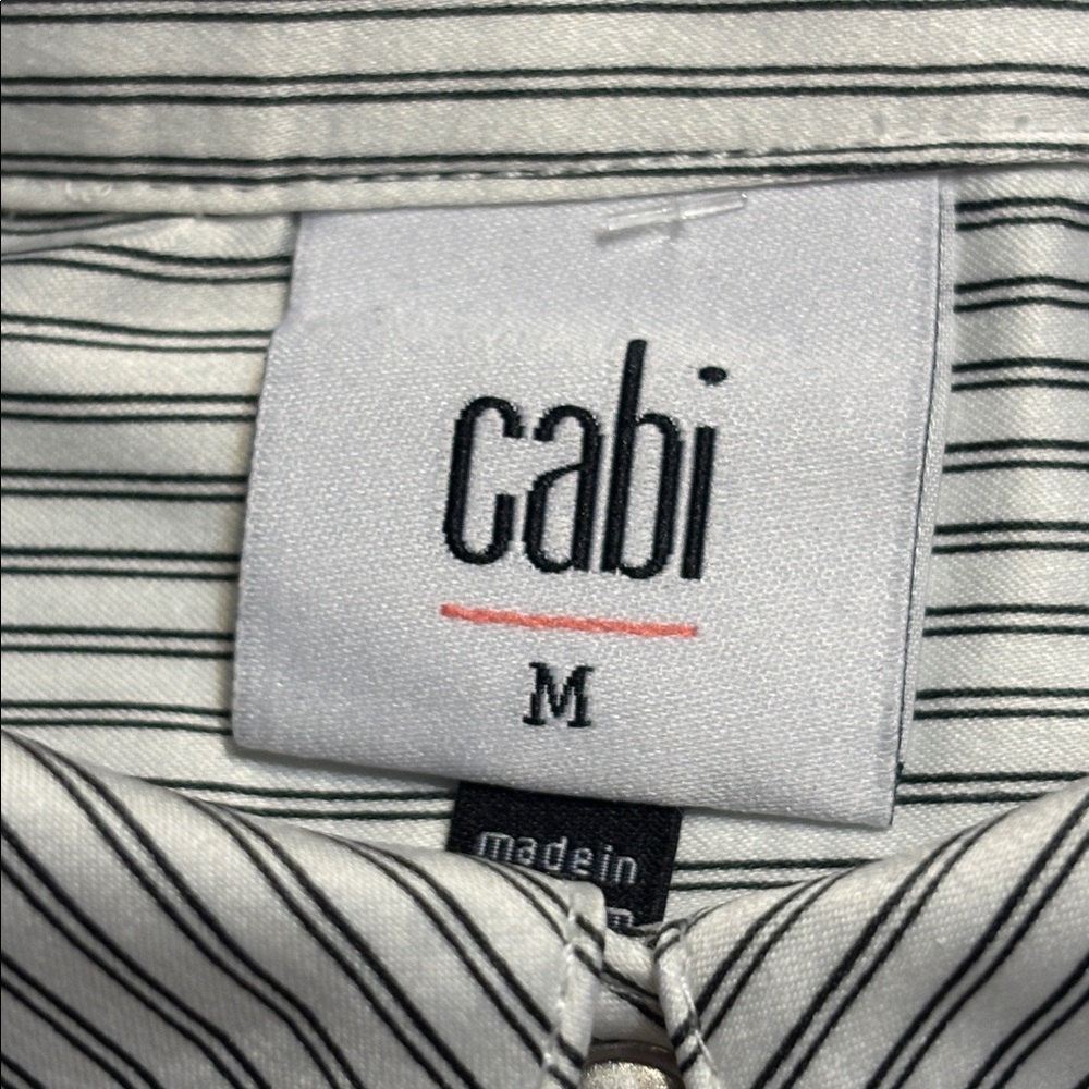 Cabi 4713 Classy Blouse Fall 2024 Medium EUC - Picture 7 of 9